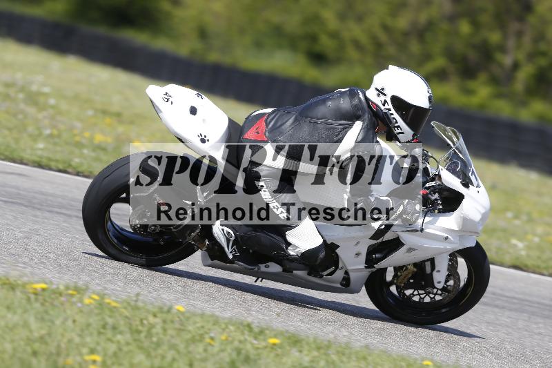 Archiv-2025/09 22.04.2025 Cornu Master School ADR/rot-rouge/10